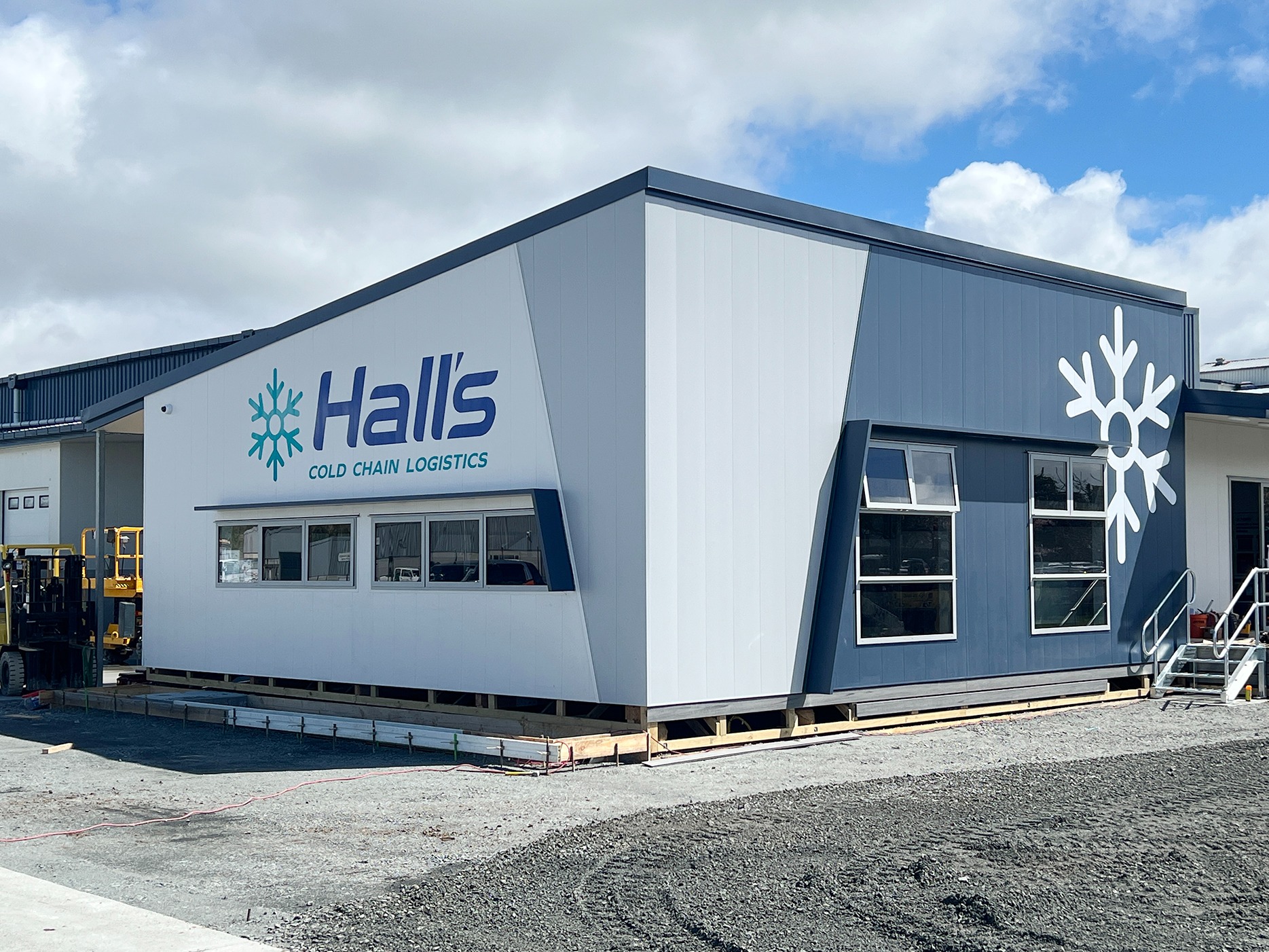 Hall’s Cold Chain Logistics building signage at the Horotiu transport facility