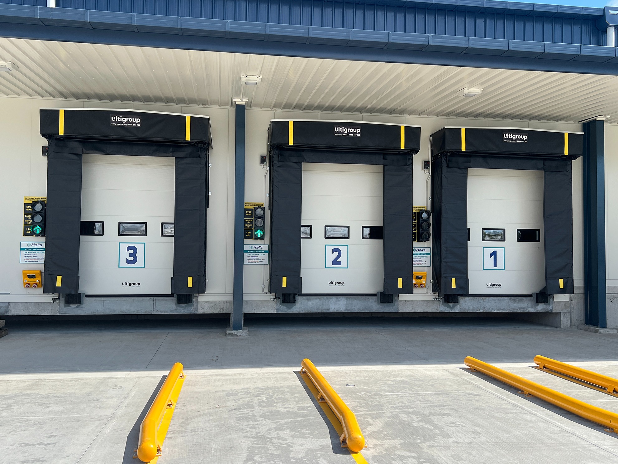 Hall’s Horotiu loading dock signage